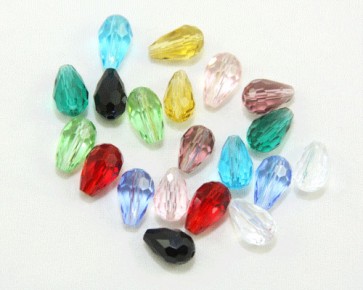 Glasschliffperlen, Glasperlen Tropfenform facettiert, 12 x 8 mm, Farbmix, 20 Perlen