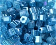 Rocailles Perlen, Saatperlen, 4mm, Würfel, hellblau irisierend, 20 g