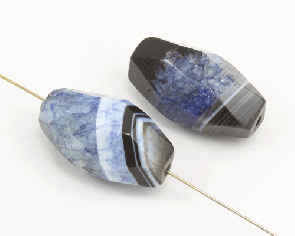 Achat & Kristall Perle, fac. Olive, blau/schwarz, 30x15mm, 1 Stk