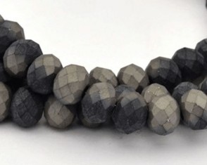 Glasschliffperlen, Rondellen facettiert, 6mm, grau-schwarz seidenmatt, 1 Strang