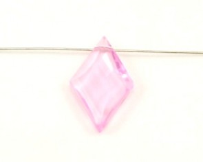 Kristallglas Anhänger Karo facettiert, rosa, 32 x 20 mm